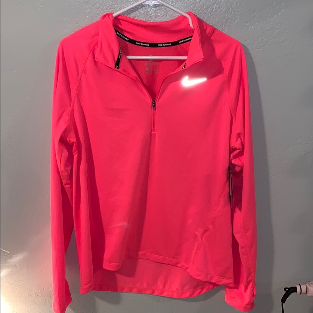Nike dri-fit pullover